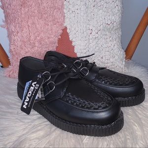 NWT | T.U.K TUKskin Viva II Low Creepers